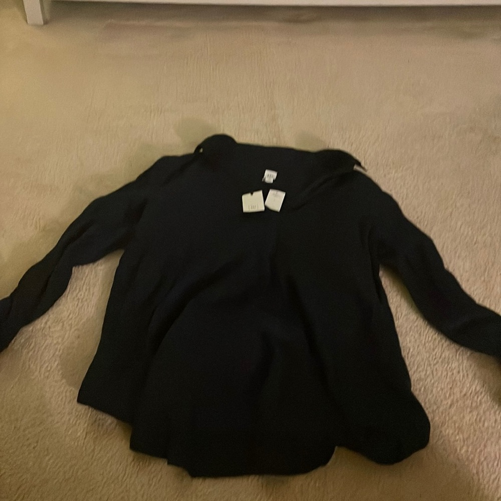 Gap Women’s Navy Button Down Shirt
